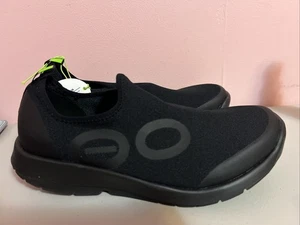 Neu mit Etikett Oofos OOMG Sport Eezee niedriger schwarzer Herrenschuh Größe 11 Slipper Erholung - Bild 1 von 7