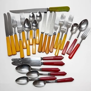 Vintage Mixed Lot Bakelite Stainless Steel Flatware 26 Piece Red Yellow Green - Picture 1 of 13