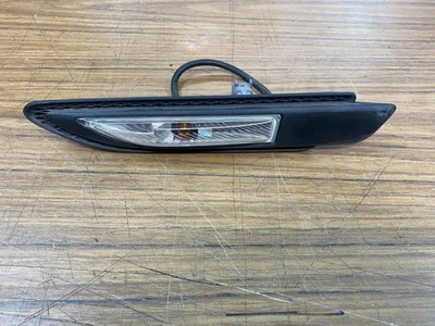 Ford Falcon FGX LHS Side Guard Fender Indicator Light ER2B-16G000-A - Image 1 of 3