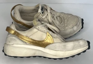 Nike Waffle Debut Blanco Metálico Dorado Mujer Talla 7.5 Usado - Imagen 1 de 6