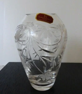 Vintage Doulton International hand cut crystal vase labelled - Picture 1 of 7