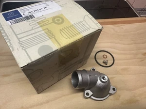 Tapa Termostato Aluminio Original Mercedes A 1032030774 W 124 107 129 Classic - Imagen 1 de 3