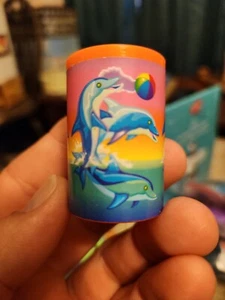 Mini bomboniera vintage anni 90 Lisa Frank delfini caleidoscopio festa *155-d - Foto 1 di 5