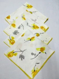 Set/4 Mid Century Mod VERA Yellow White Gray Tulips 15.5 In Sq COTTON NAPKINS - Picture 1 of 6
