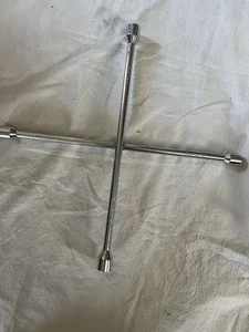 4-Way Lug Wrench Cross Tire Iron – 7/8”, 13/16”, 3/4”, 11/16” | 17mm–22mm - Picture 1 of 8