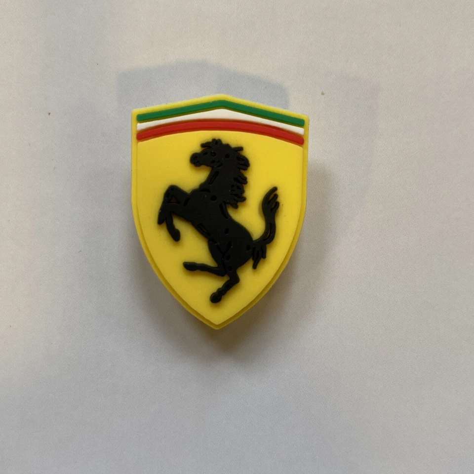 MARKENLOS 1x Schuhstecker Schuh Charms für Clogs/Crocs Schuhpin Ferrari