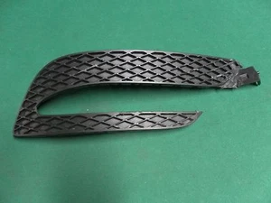 2013-2016 Buick Enclave Right Outer Park Lamp Bezel OEM Part# 20983394 - Bild 1 von 12