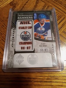 2016-17 Black Diamond Championship Banners Jari Kurri 9/87