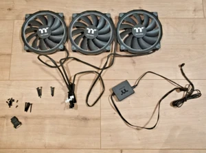 3x Thermaltake Riing Plus 20 RGB Case Fan TT Premium Edition Lüfter + Controller - Photo 1/13