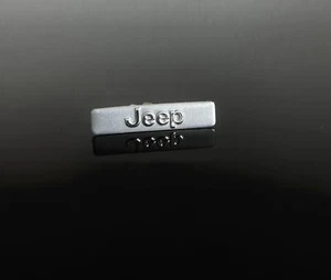 NEW Chrome Silver Jeep Cherokee Wrangler Patriot Liberty Emblem 4cm x 0,8cm - Bild 1 von 3