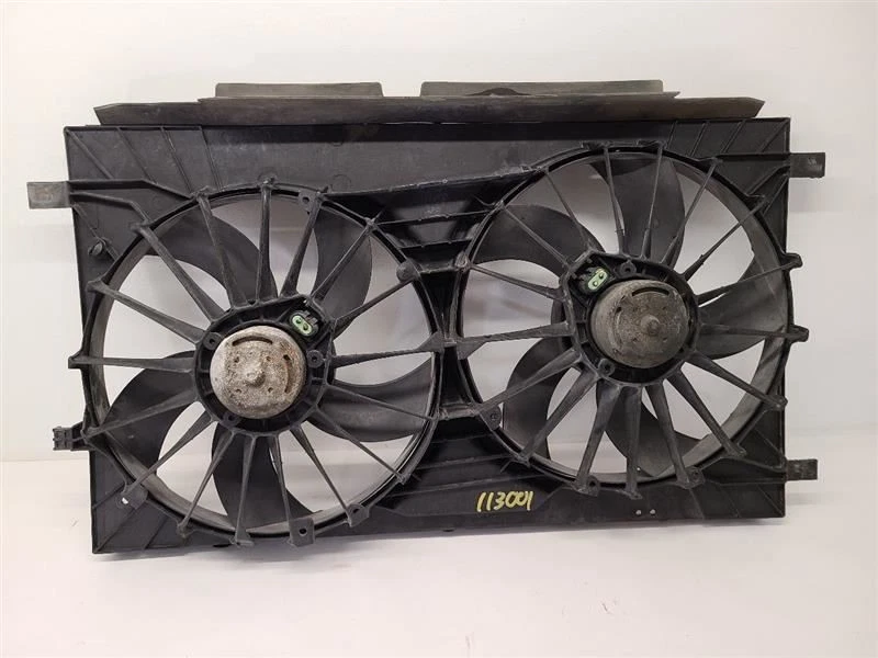 JEEP PATRIOT 2007-2017 Radiator Fan Motor Fan Assembly 2.4L 68031872AA Foto 1 de 4