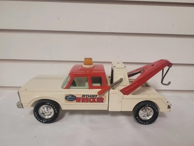 Vintage Pressed Steel Nylint Wrecker 24hr  Tow Truck Service - Image 1 of 4