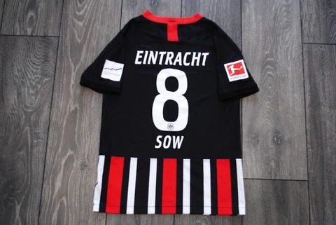 KIDS BOYS 147-158 CM EINTRACHT FRANKFURT HOME FOOTBALL SHIRT 2018-19 DJIBRIL SOW Cover