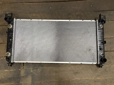 Osc 2370 Radiator - Image 1 of 4
