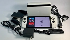Console Nintendo Switch OLED con dock, controller, + altro ~ HEG-001 ~ bella! - Foto 1 di 18