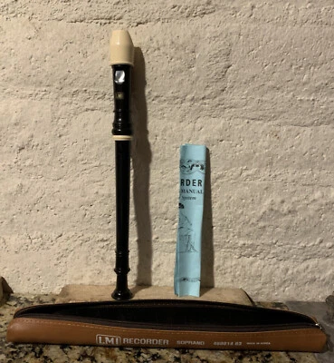 LMI Recorder Soprano with Case & Manual 460014-03 Flute Music Instrument - Image 1 of 4