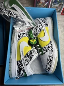 5.5m/7w Dunk Low ‘Doernbecher 2022’ - Picture 1 of 4