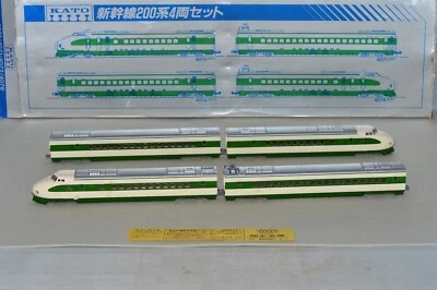 N Scale Vintage KATO 200 Series Bullet Train 4 Cars Set (4070/4071/4072/4076) - Image 1 of 4
