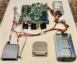 Supermicro X11SCZ-F Motherboard +Netzteil +CPU Kühler +3xLüfter +2xDrive bays!! - Photo 1/13