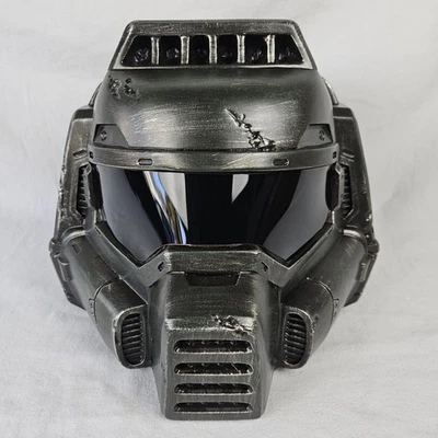 Classic Doom Guy Helmet Cosplay Mask Props Game Resin Replica Halloween Wearable - Image 1 of 4