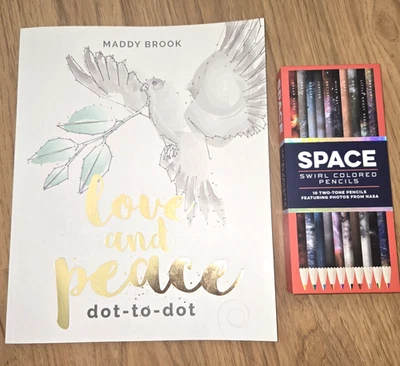 Maddy Brook Peace and Love Coloring Book & Space Swirl Two Tone Colored Pencils Foto 1 de 4