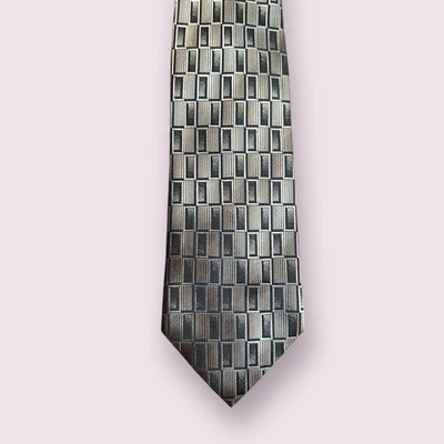 Corbata de seda geométrica negra plateada BURMA BIBAS extra larga 62x4 patrón clásico de colección  Foto 1 de 4