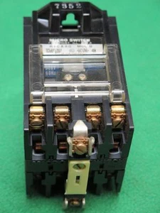 MICRO SWITCH AC CONTROL RELAY RYCA40 B 208 V COIL10A 600 VAC 4 POLE B-7401 - Picture 1 of 1