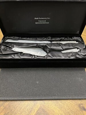 Cuchillo para pastel de boda de acero inoxidable Things Remembered para servir extremo de perla plateada Foto 1 de 4