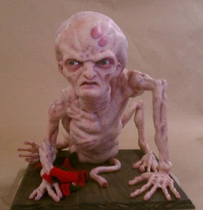 Freddy Baby Vitrinenmodell Reproduktion aus Originalbildschirm gebraucht Formen - Bild 1 von 8