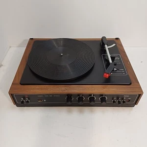 Tesla NZC-130 Stereo TurnTable Record-Player Tourne-disque Vintage TURNS-RECORD - Afbeelding 1 van 24