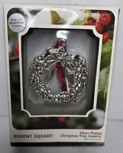 Regent Square Kranz versilbert Swarovski Kristalle Weihnachtsschmuck in Box - Bild 1 von 3