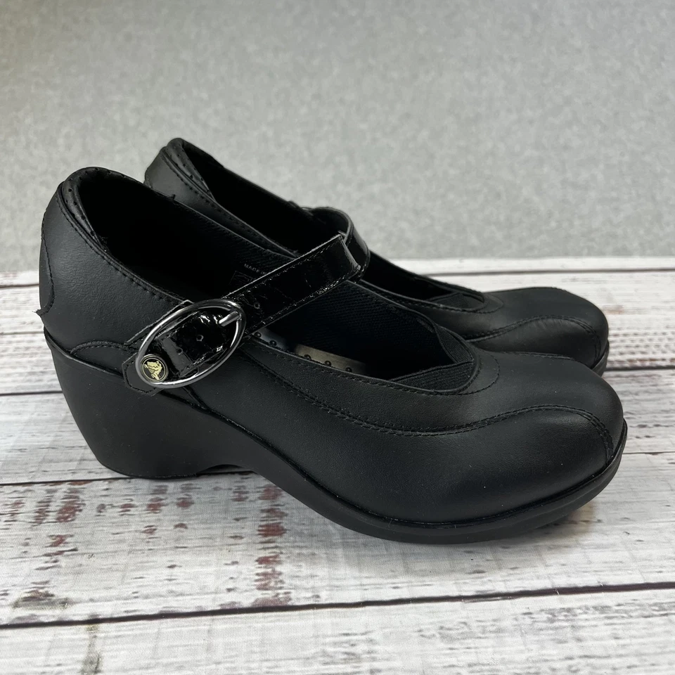 Crocs Mary Jane Shoes Womens 5 W Shayna Wedge Black Rare EUC - Image 1 of 4