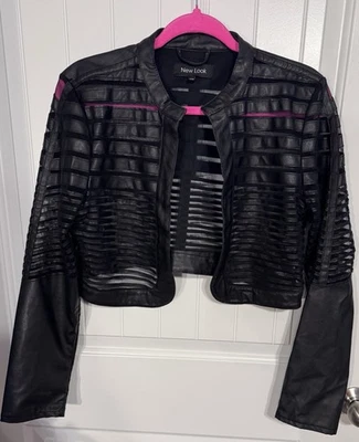 Chaqueta Belaro plisada New Look para mujer Foto 1 de 3