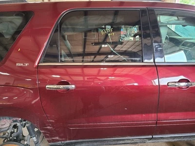 07-17 GMC ACADIA Rh Passenger Rear Side Door VIN J 11th Digit Limited Red  - Image 1 of 4