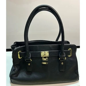 Bezaubernde Charlie schwarze Umhängetasche Handtasche Kunstleder Gold Schloss Anhänger - Bild 1 von 8