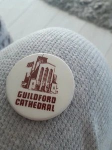 Insignia vintage de catedral de Guildford - Imagen 1 de 2