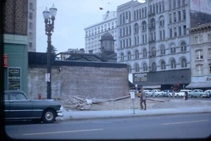 5/24/1958 Bohmanns Market Honolulu Hawaii Kodachrome Transparency Color Slide - Picture 1 of 1