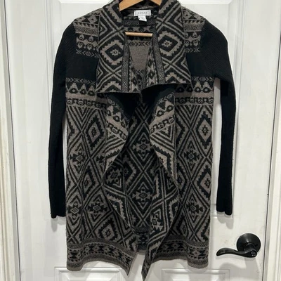 Kenar 女式美利奴羊毛开襟开衫毛衣,小号,灰色/黑色,阿兹特克印花 — 第 1/4 张图片