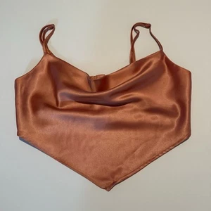 Forever 21 Satin Crop Top  Tank Y2K Style Pink Coral Cowl Neck Size Medium Women - Imagen 1 de 6