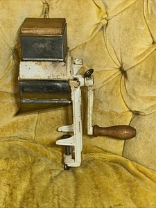 Vintage Antique Tabletop Grater Stahlreiber 1/3 Hopper Chute Countertop Restraun - Picture 1 of 14