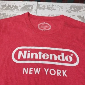 Nintendo New York Store Limited Logo T-Shirt Rot Large Tee Shirt - Bild 1 von 9