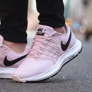 nike run swift womens shoes