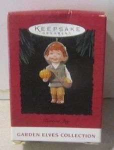 1994 Hallmark ornament Harvest Joy Garden Elves (NEW) - Picture 1 of 2