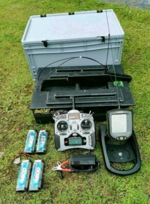 Planet Vopi theBOAT no.3 Futterboot Baitboat mit Echolot + Kiste Karpfen Angeln - Bild 1 von 4