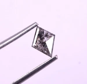 Cometa de 0,38 quilates blanco y negro natural sal y pimienta diamante de lujo para joyería única - Imagen 1 de 5