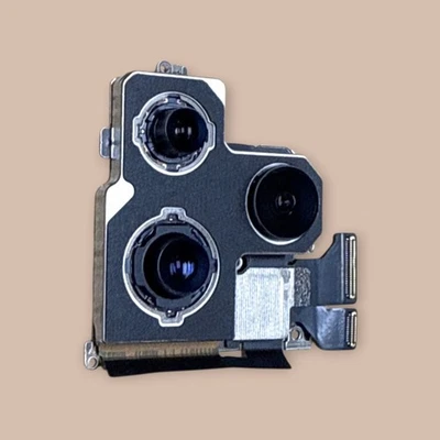 Repuesto de cámara trasera/trasera iPhone 13 Pro/13 Pro Max (OEM PULL) Foto 1 de 2