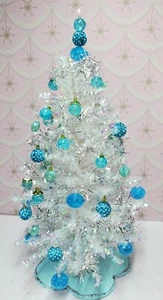 Miniature Dollhouse Iridescent Christmas Tree 1 Inch Scale  - Picture 1 of 3