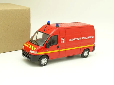 Universal Hobbies SB 1/43 - Citroën Jumper 2.8L HDi 2001 Pompiers Sauvetage - Photo 1/2