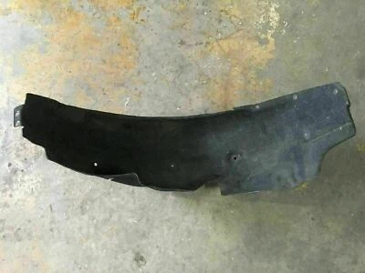 BMW 325I 2006 E90 SEDÁN GUARDABARROS TRASERO IZQUIERDO FORRO PROTECTOR CONTRA SALPICADURAS CUBIERTA PROTECTOR DE FÁBRICA Foto 1 de 2