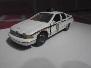 1993 ROAD CHAMPS CHEVY CAPRICE QUEBEC AUTO POLIZIA PRESSOFUSA IN CONDIZIONI D'EPOCA - Foto 1 di 6